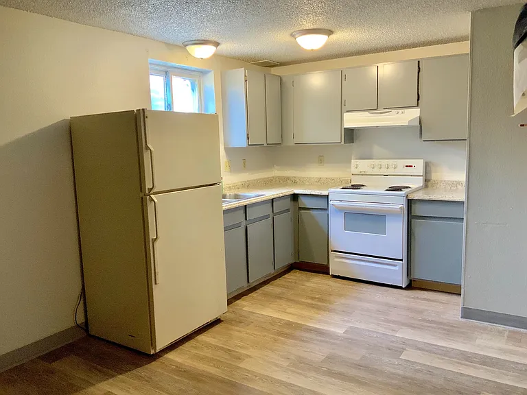 2345 Dearborn Ave #1-6 — Photo 3