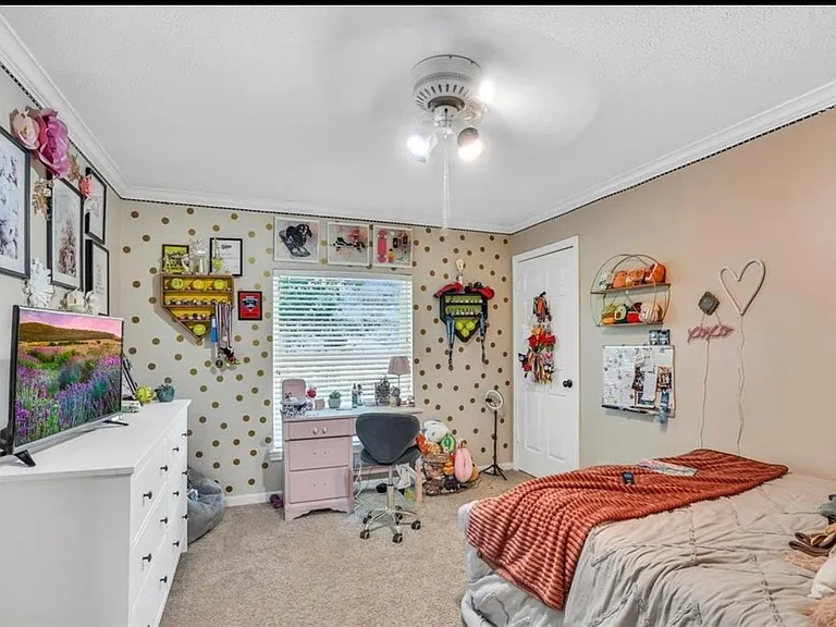 18214 Spruce Creek Dr — Photo 30