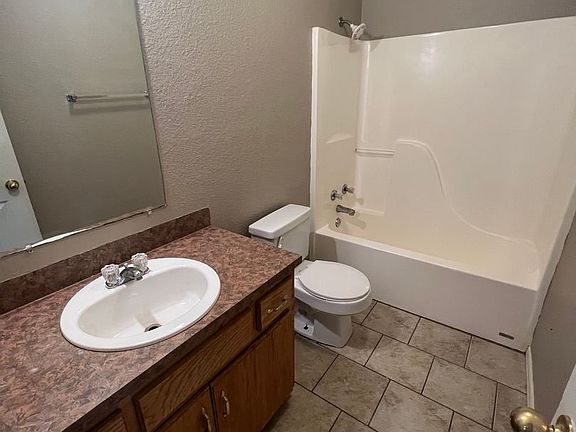 3rd image of 5000-5032 Allison Ln #5027