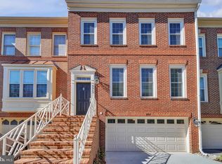 9957 Foxborough Cir, Rockville, MD 20850