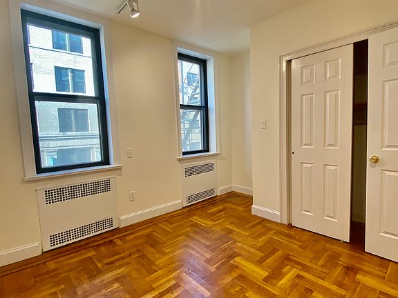 4th image of 56 W 65th St APT 3D