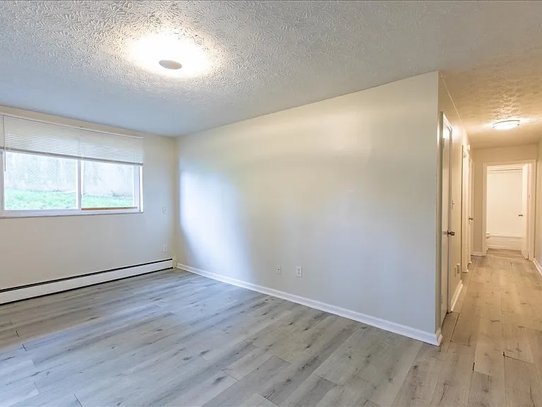 2145 Harrison Ave #17 — Photo 11