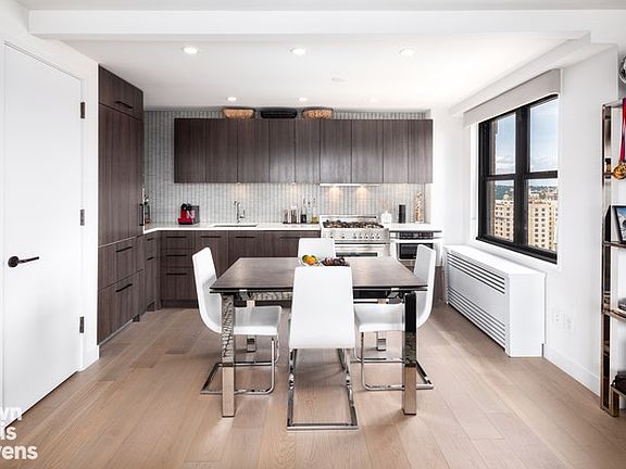 2nd image of 175 W 95th St APT 20G