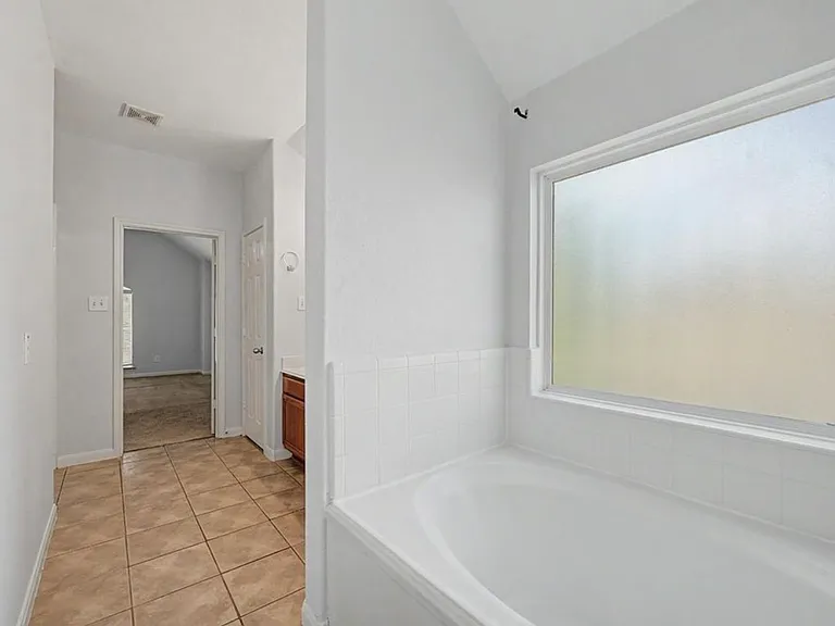 9519 Arrowhead Terrace Ln — Photo 9