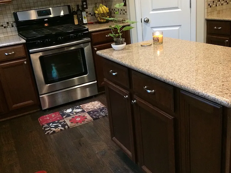4455 Avondale Ln — Photo 5