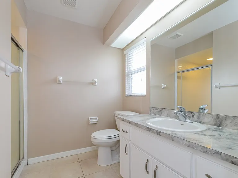 1205 Oak Trace Dr — Photo 10