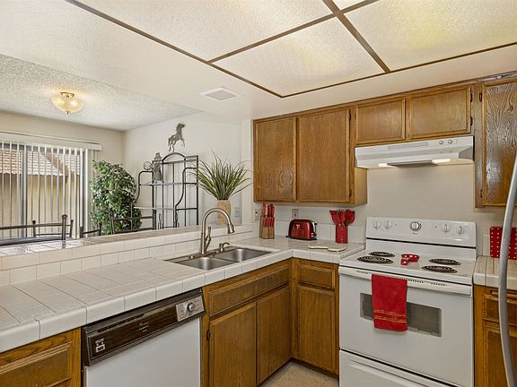 5th image of 47395 Monroe St APT 157