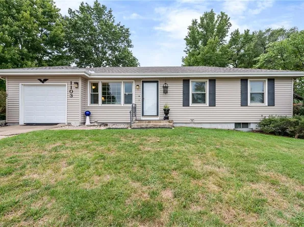 1103 W Ashbury St, Olathe, KS 66061