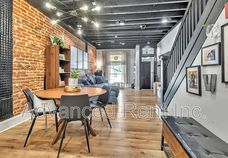 3603 Hudson St — Photo 6