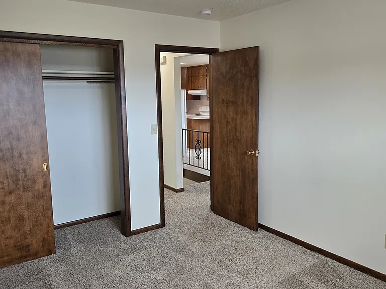 543 Gary Ave — Photo 6
