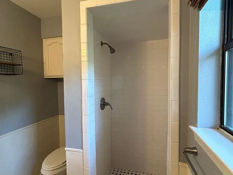 826 Timber Dr — Photo 30