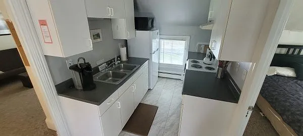 175 Forest Ave #A — Photo 5