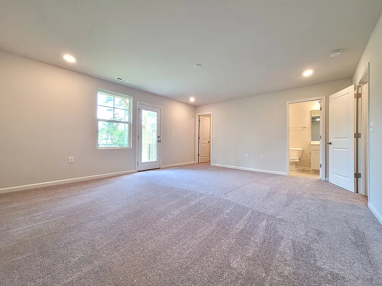 1060 Shoreside Dr — Photo 10