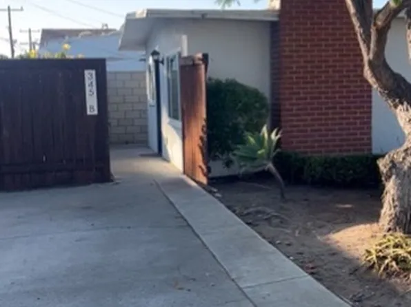 345 Costa Mesa St #B, Costa Mesa, CA 92627