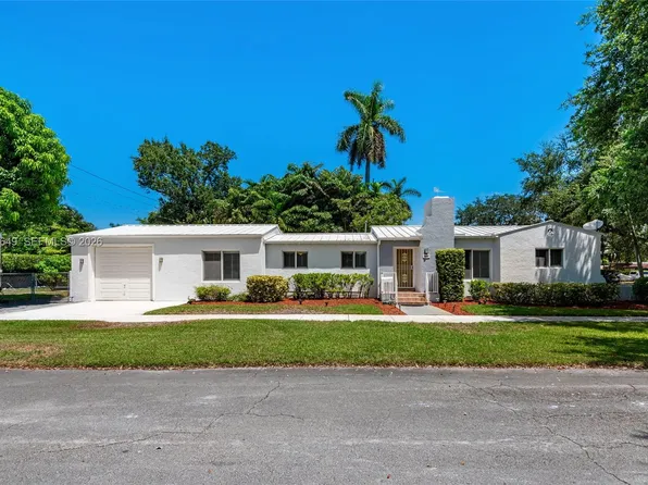 989 Eastward Dr, Miami Springs, FL 33166