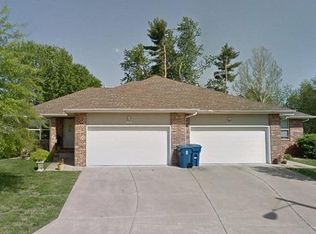 1744 S 10th Ave, Ozark, MO 65721