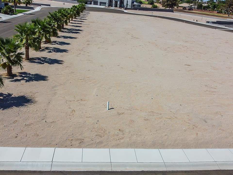 1st image of 12389 E Calle La Primera