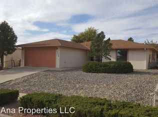 2147 Frontier Dr, Las Cruces, NM 88011