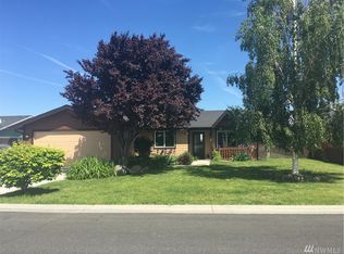 214 K St NE, Ephrata, WA 98823