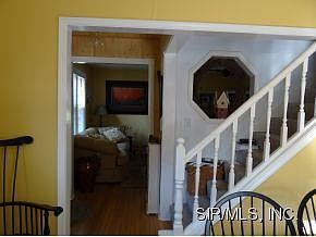 4th image of 419 Cass Ave