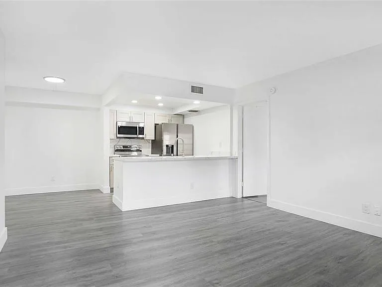 9466 Boca Cove Cir #303 — Photo 14