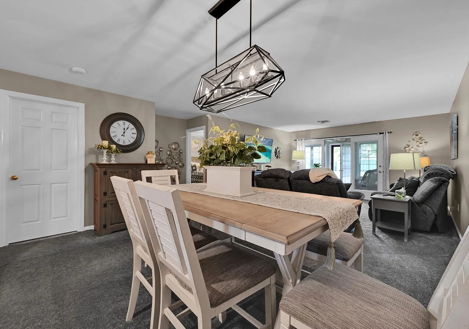 Fully Furnished -First Floor 2Bed/2Bath Condo — Photo 1