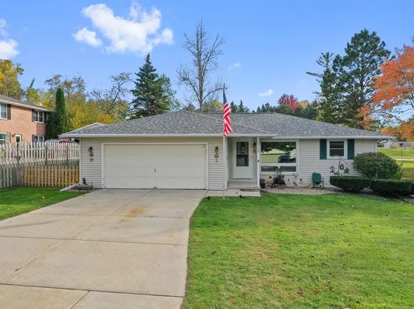 2722 Finger Rd, Green Bay, WI 54302