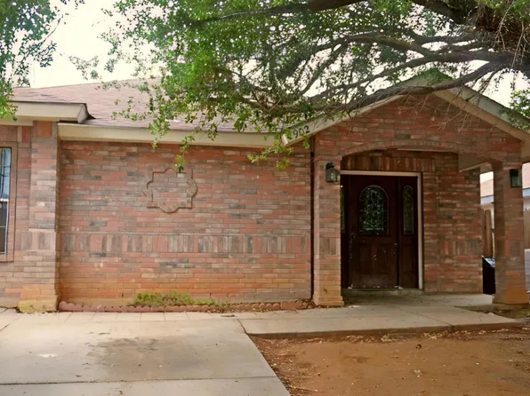 902 Chalan Dr, Laredo, TX 78045