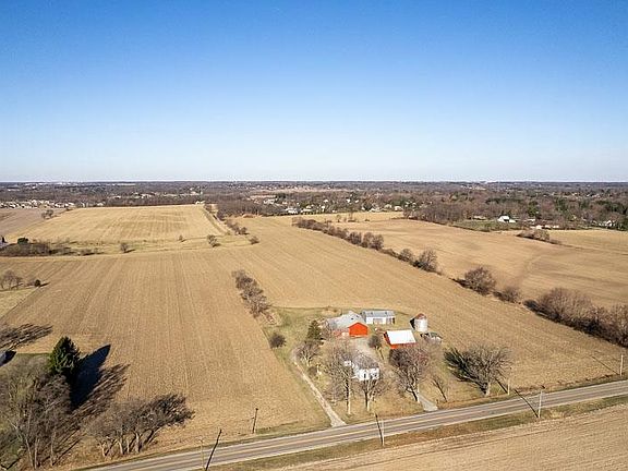 3rd image of 9202 Town Hall Rd