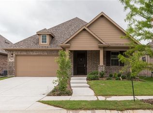 820 Caudle Ln, Savannah, TX 76227