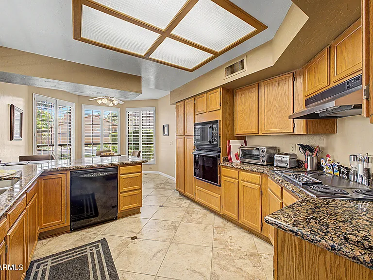 4106 E Sunnyside Dr — Photo 15