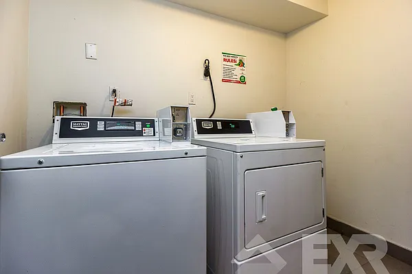 Rented by EXR | media 42