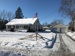 729 S Saint Augustine St, Pulaski, WI 54162