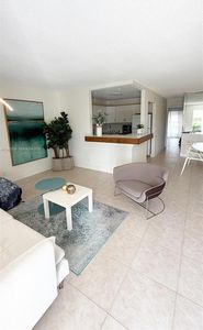 2305 Lowson Blvd APT B, Delray Beach, FL, 33445