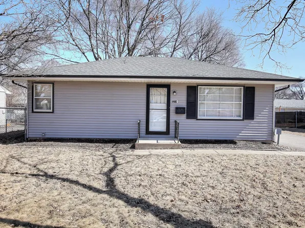 5214 Hampshire Ave N, Crystal, MN 55428