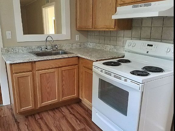 3rd image of 3362 W Lynchburg Salem Tpke