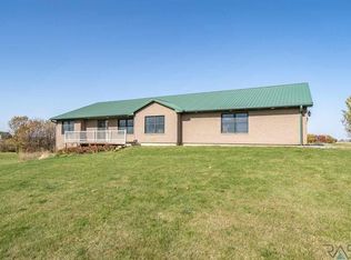 27595 471st Ave, Harrisburg, SD 57032