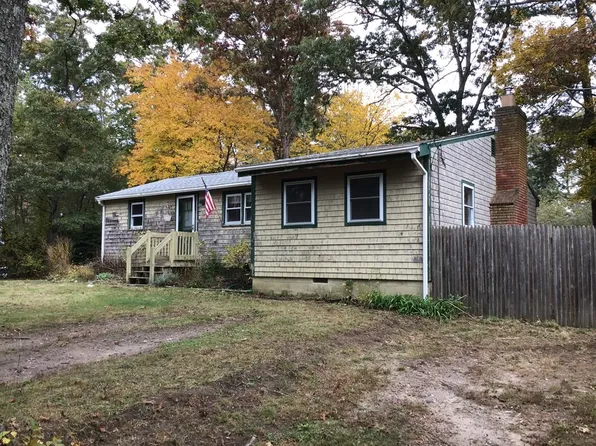 7 Mildred St, Plymouth, MA 02360