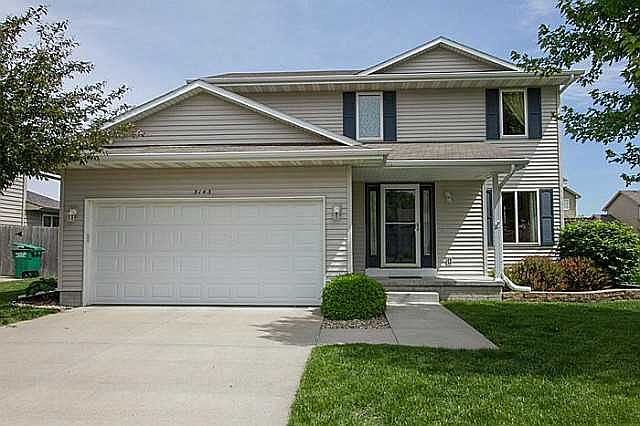 1st image of 3143 SE Cherry Blossom Dr
