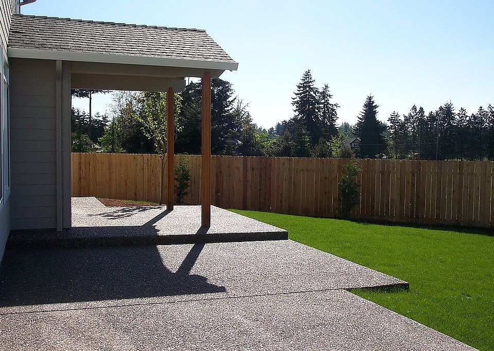 2nd image of 8908 NE 106th Cir