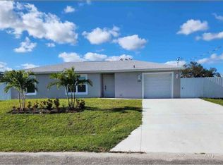 1122 April Ave, Labelle, FL 33935