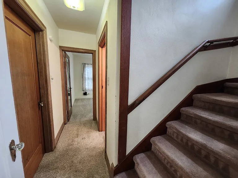 1909 Gregory Way — Photo 11