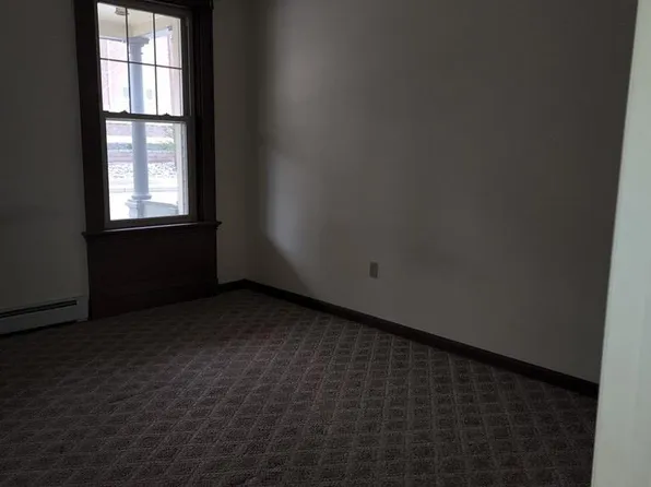 72 College Ave #1A, Mansfield, PA 16933