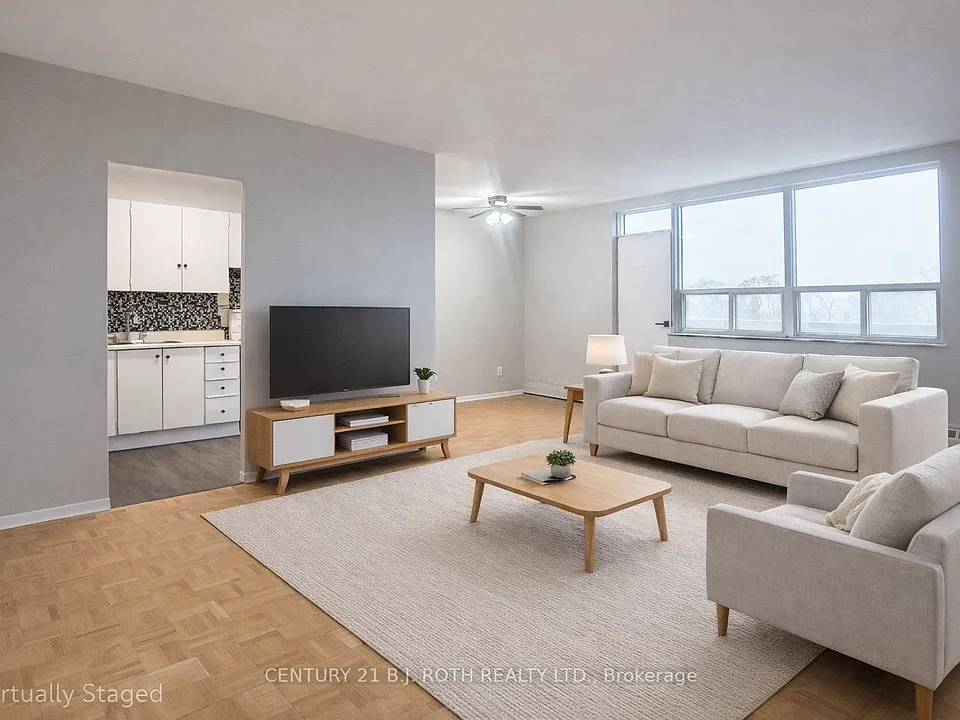 98 Holgate St #407