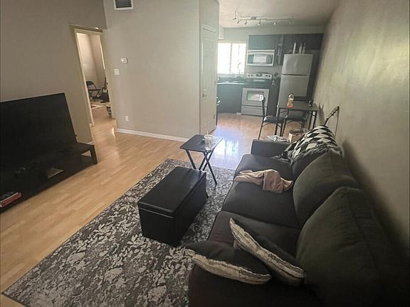 3rd image of 310 W EARLL Drive W #202
