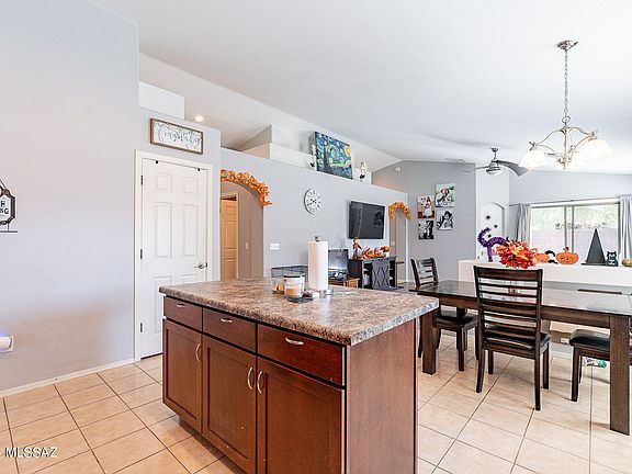 5th image of 9029 S Cedarbrook Ln
