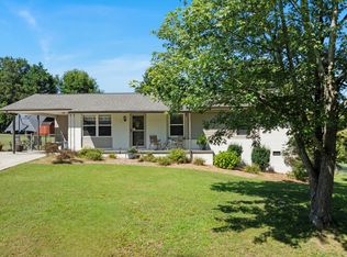 211 Arbor Dr, Maryville, TN 37804