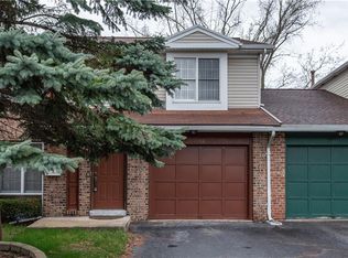 64 Frenchwoods Cir, Rochester, NY 14618