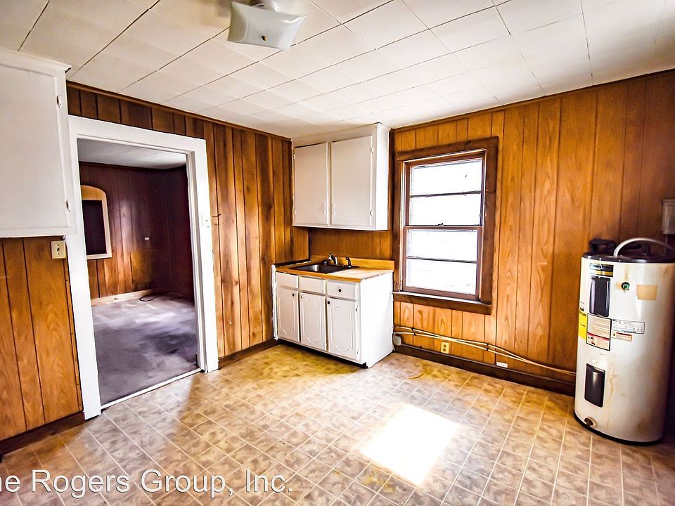 2nd image of 528 Water St