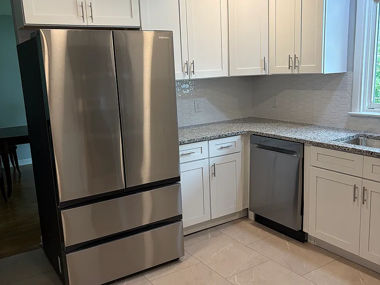 68 Millbrook Dr — Photo 2